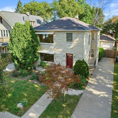 1716 W Lawn Avenue, Milwaukee, WI 53209