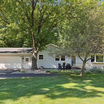 17200 John Deere Dr, Prior Lake, MN 55372