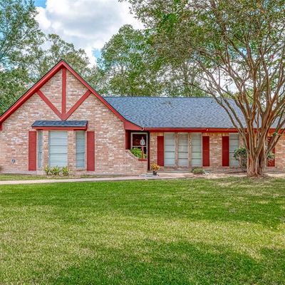 20561 Lakeside Dr, Porter, TX 77365