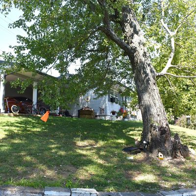 206 Noe Dr, Tazewell, TN 37879