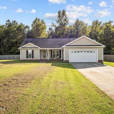 208 Dartmoor Trl, Jacksonville, NC 28540