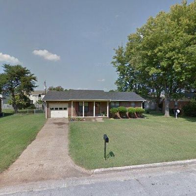 208 Larkwood Dr Sw, Decatur, AL 35601