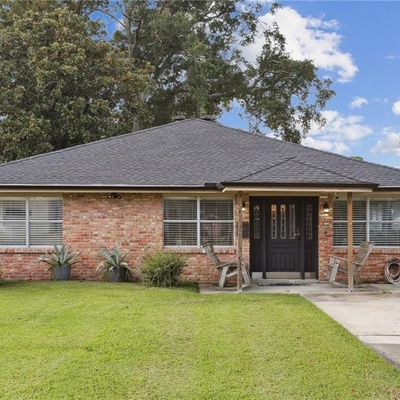 208 Trudeau Dr, Metairie, LA 70003