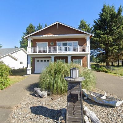 208 Taurus Blvd Sw, Ocean Shores, WA 98569