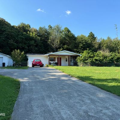 2085 Robinson Rd, Loudon, TN 37774