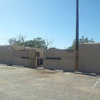 209 Texas St Ne, Albuquerque, NM 87108