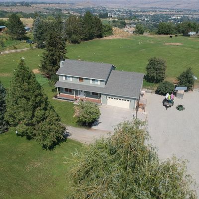 21 A Panorama Point Road, Omak, WA 98841