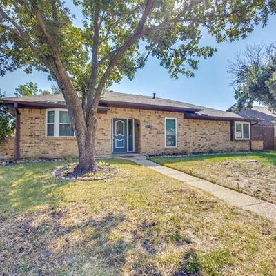 21 Lakewood Dr, Lake Dallas, TX 75065