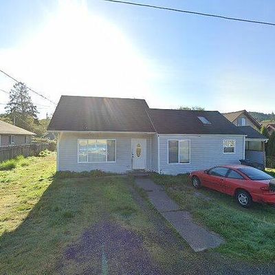 2114 Panama Ave, Hoquiam, WA 98550