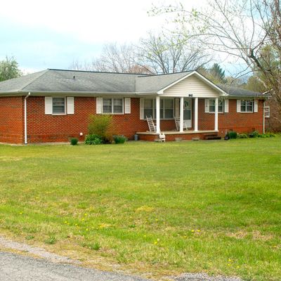 212 Crest Dr, Tullahoma, TN 37388