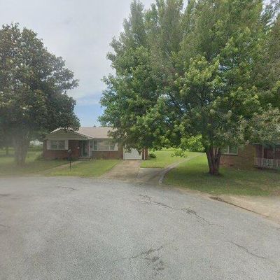 212 S 13 Th Pl, Rogers, AR 72758