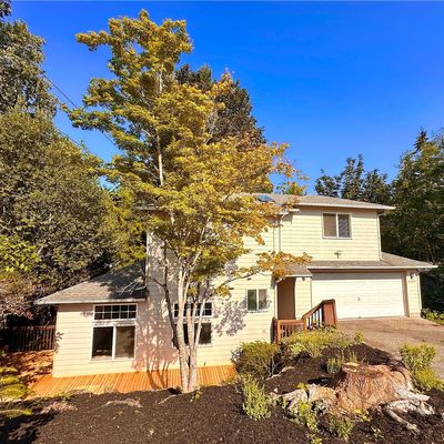 21205 Elberta Rd, Lynnwood, WA 98036