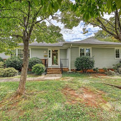 2142 Regent Ct, Gastonia, NC 28054