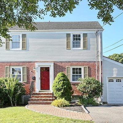 215 Dorchester Rd, River Edge, NJ 07661