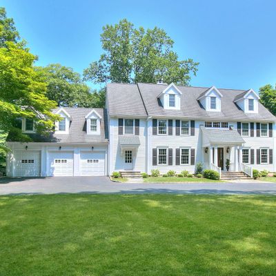 215 Smith Ridge Rd, New Canaan, CT 06840