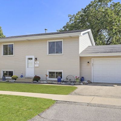 217 N Lincoln St, Elkhorn, WI 53121