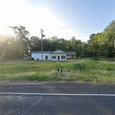 2200 N Main St, Gladewater, TX 75647