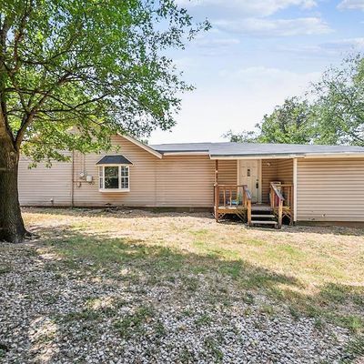 221 N Birch St, Springtown, TX 76082