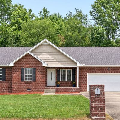 221 Middle Dayle Dr, Portland, TN 37148