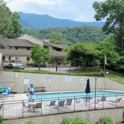 221 Woodland Road # Unit 101, Gatlinburg, TN 37738