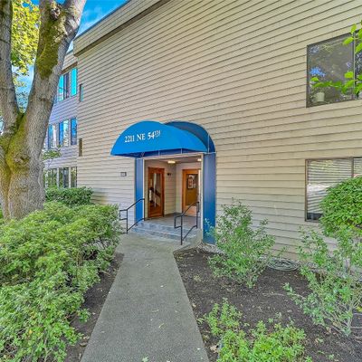 2211 Ne 54th Street, Seattle, WA 98105