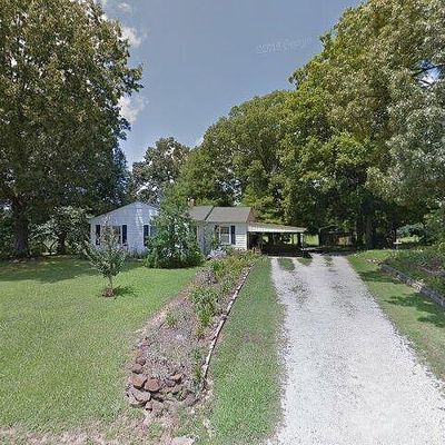 2215 Old Jacks Creek Rd, Henderson, TN 38340