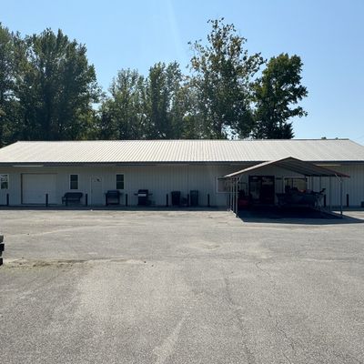 22180 East Main Street, Huntingdon, TN 38344