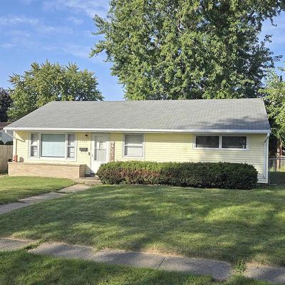 1944 Crest Rd, Beloit, WI 53511