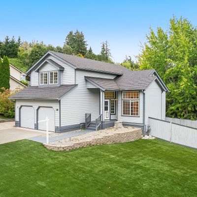 1950 Miss Ellis Loop Ne, Poulsbo, WA 98370