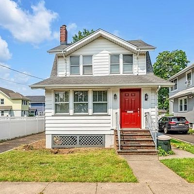 2 Pershing Ct, Ridgefield Park, NJ 07660