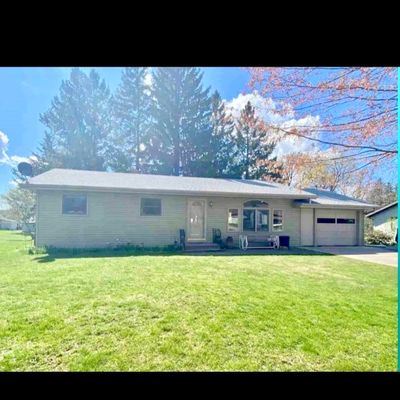 20 State St, Neillsville, WI 54456