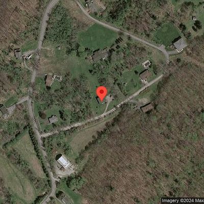 20 Wildapple Rd, Wyoming, PA 18644