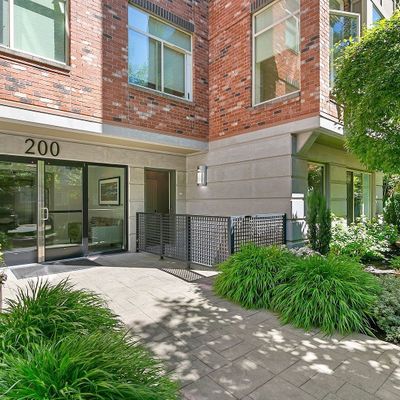 200 W Comstock Street, Seattle, WA 98119