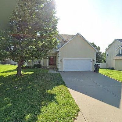 2000 Ne Sparta Dr, Blue Springs, MO 64029