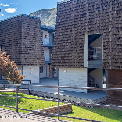 2015 Blake Avenue, Glenwood Springs, CO 81601