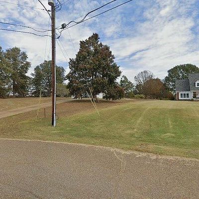 240 Country Lake Dr, Covington, TN 38019