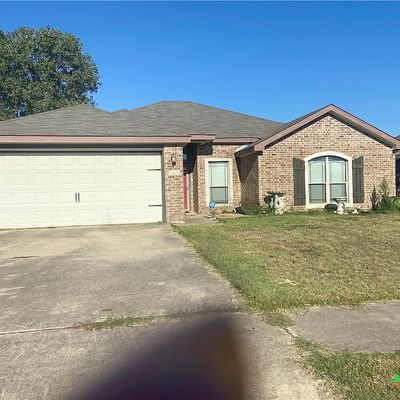 2405 Merle Dr, Copperas Cove, TX 76522