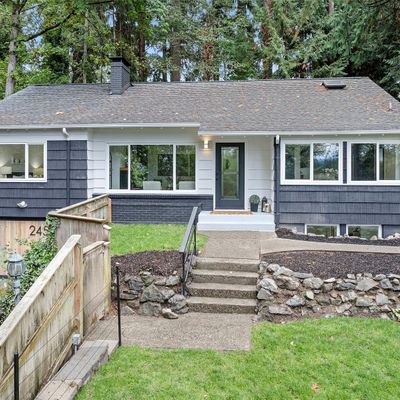 2452 E Phinney Bay Drive, Bremerton, WA 98312