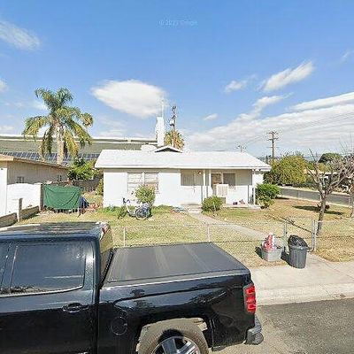 256 E Ramona Dr, Rialto, CA 92376