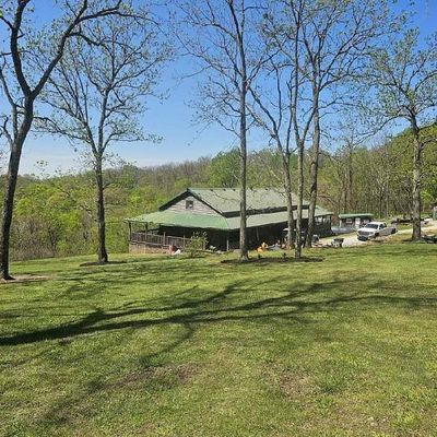 257 Whitt Ln, Hartsville, TN 37074