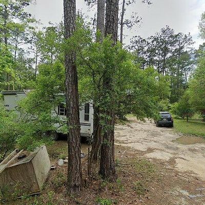 26 Island Rd, Picayune, MS 39466