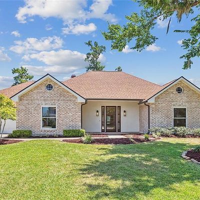 26 Rosedown Dr, Destrehan, LA 70047