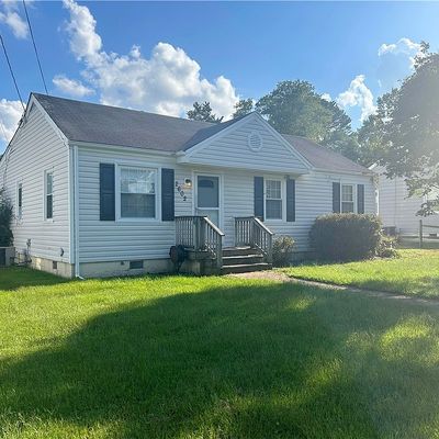 2602 Petersburg St, Hopewell, VA 23860