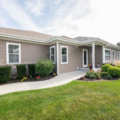 2634 Moraine Ct, West Bend, WI 53095