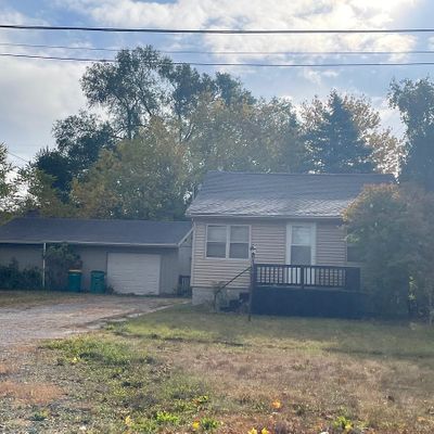 223 W Grove St, Kawkawlin, MI 48631