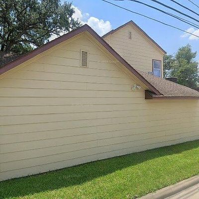 2245 Portsmouth St, Houston, TX 77098