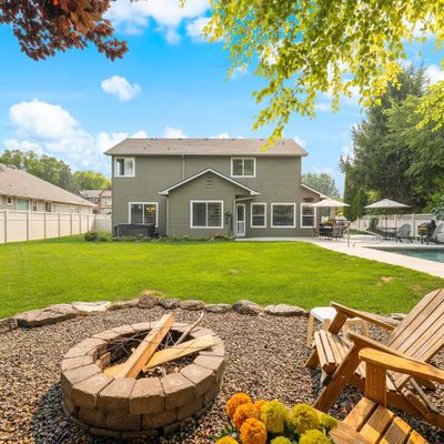 2290 W Windchime Dr, Meridian, ID 83642