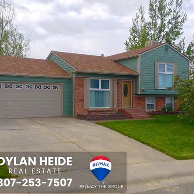 2302 S Fairdale Ave, Casper, WY 82601