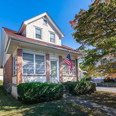 231 Iona Ave, Narberth, PA 19072