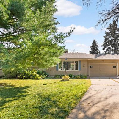 2316 Lilac Ln, Saint Paul, MN 55110